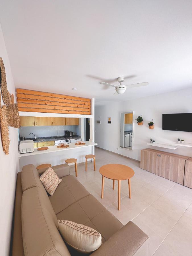 Seaside Apartment Corralejo : A Cozy Holiday Home In A Peaceful Well Located Green Complex ภายนอก รูปภาพ